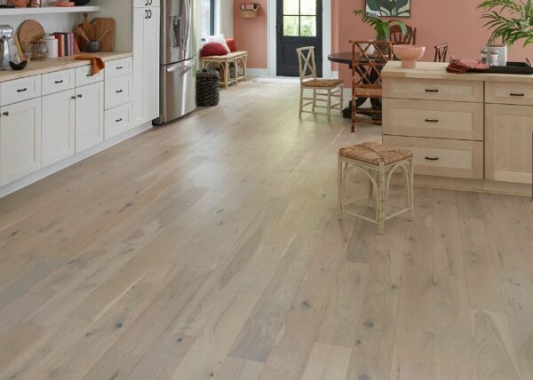 Cape Neddick Oak Ivory 1 - Elegant Flooring Factory Outlet Cape Neddick Oak Ivory 1