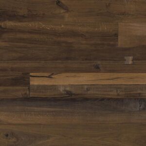 European Oak Farmhouse Des Fleurs with bowties